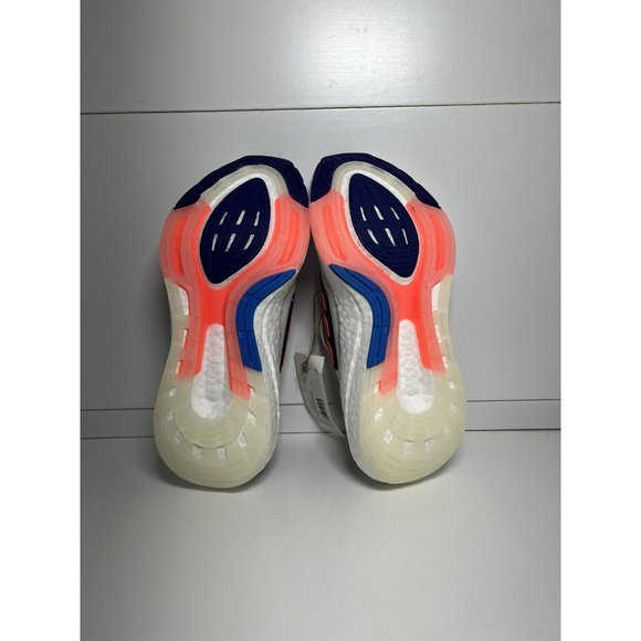 New Women’s Adidas Ultra Boost 22 Size 6 Sneaker - GX5589 White Pink Purple - Picture 7 of 8